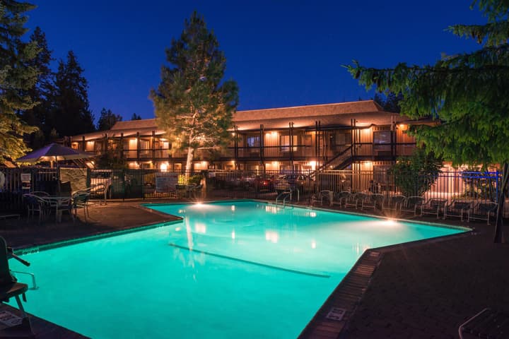 Station House Inn - Near Heavenly Gondola