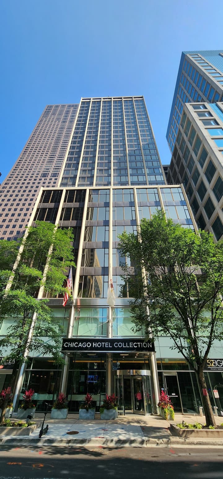 The Chicago Hotel Collection - Magnificent Mile