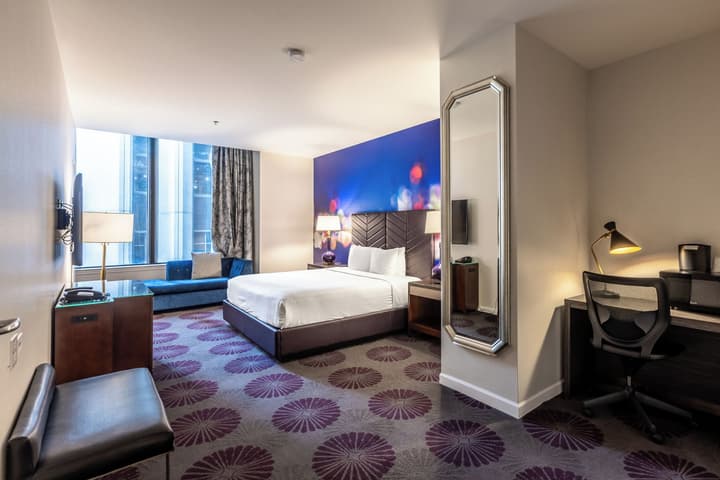 The Chicago Hotel Collection - Magnificent Mile