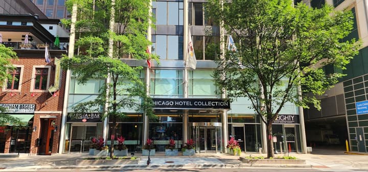 The Chicago Hotel Collection - Magnificent Mile