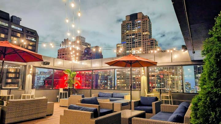 The Chicago Hotel Collection - Magnificent Mile