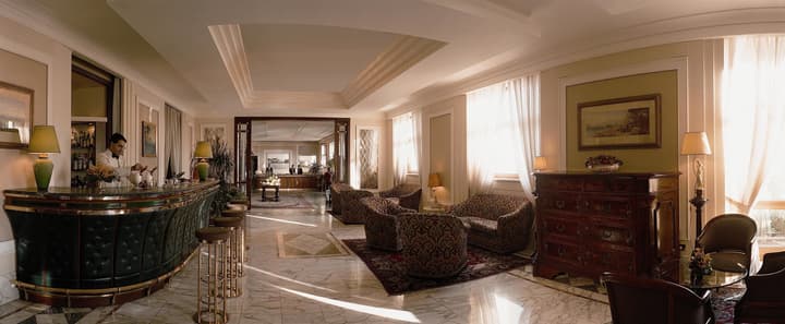 Grand Hotel Vesuvio