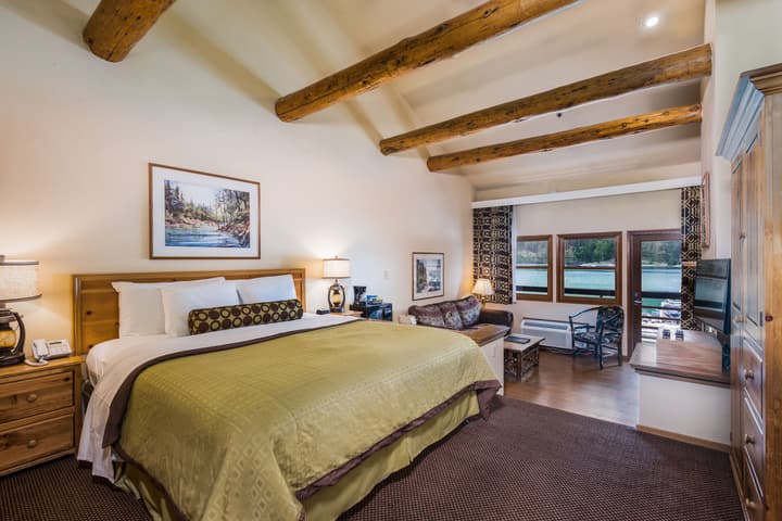 The Pines Resort