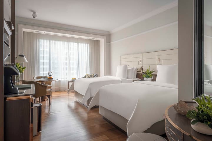 Four Seasons Hotel Singapore