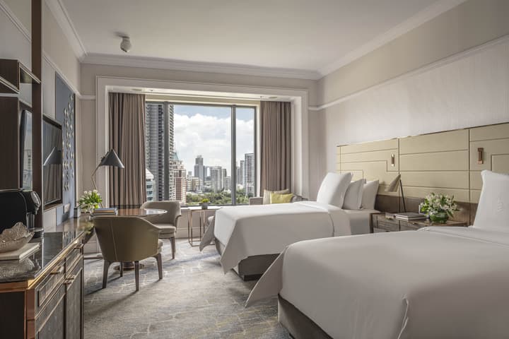 Four Seasons Hotel Singapore