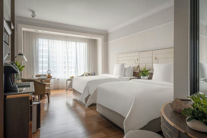 Four Seasons Hotel Singapore