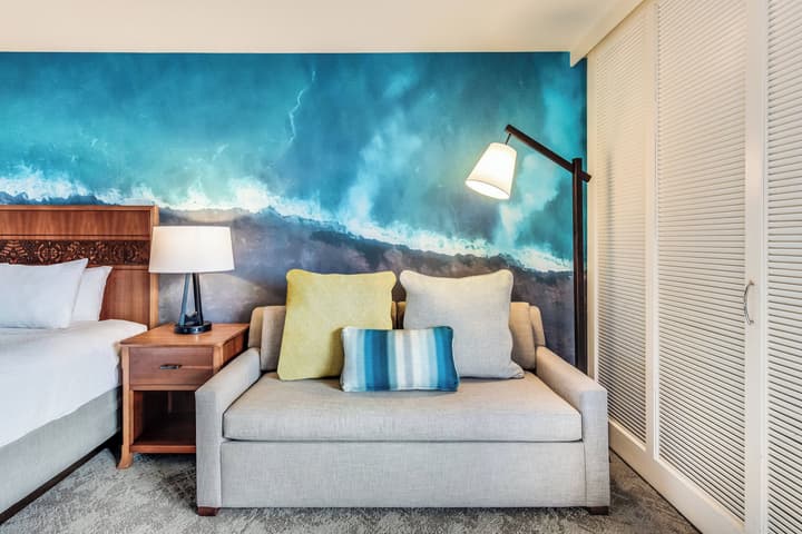 Courtyard by Marriott King Kamehameha's Kona Beach Hotel