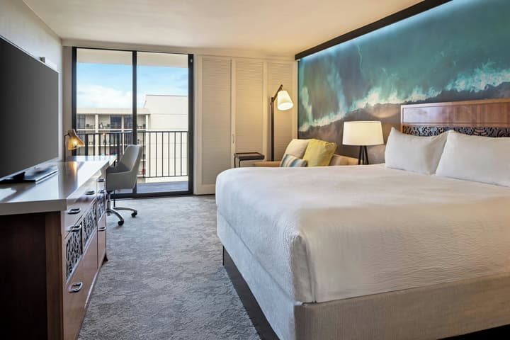 Courtyard by Marriott King Kamehameha's Kona Beach Hotel