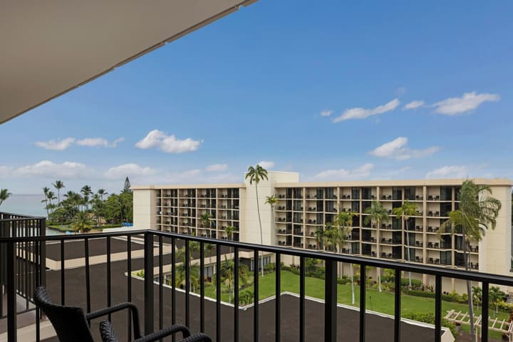 Courtyard by Marriott King Kamehameha's Kona Beach Hotel