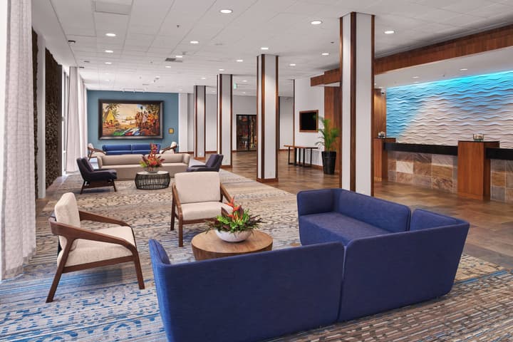 Courtyard by Marriott King Kamehameha's Kona Beach Hotel