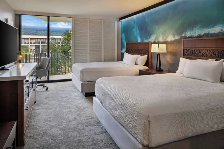 Courtyard by Marriott King Kamehameha's Kona Beach Hotel