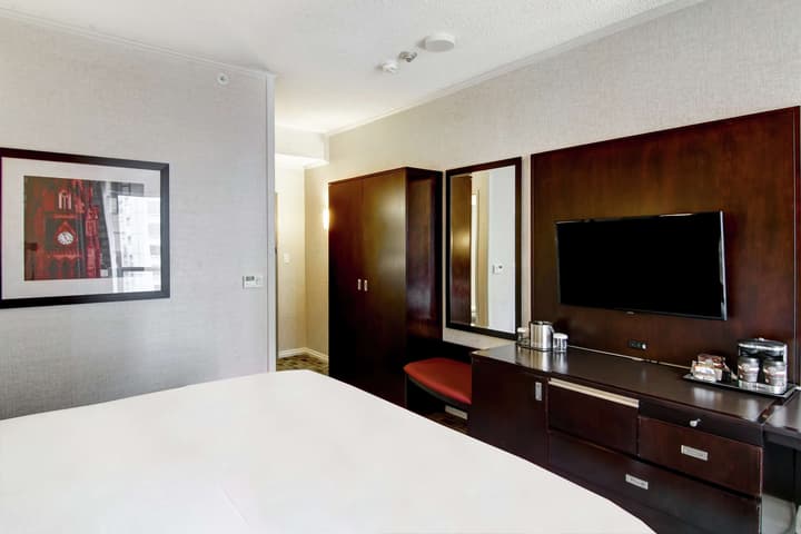 DoubleTree by Hilton Hotel Toronto Downtown