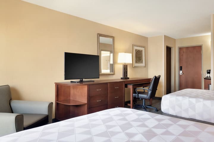 Holiday Inn National Airport/Crystal City by IHG