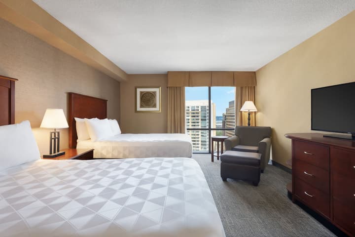 Holiday Inn National Airport/Crystal City by IHG