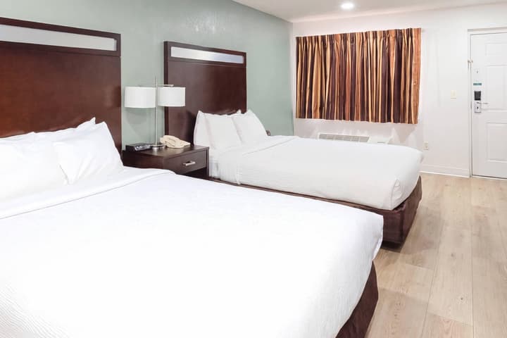 Quality Inn Holbrook near Petrified Forest