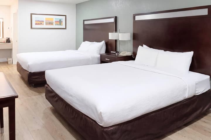 Quality Inn Holbrook near Petrified Forest