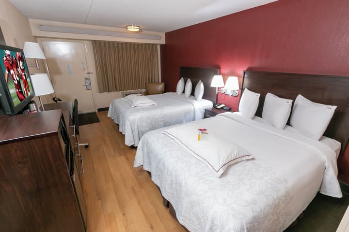 Red Roof Inn PLUS+ Secaucus - Meadowlands - NYC
