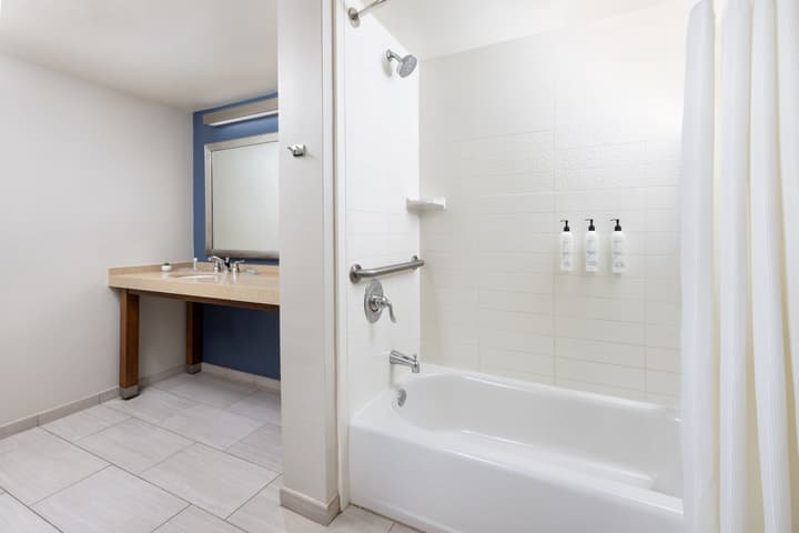 Fairfield by Marriott Inn & Suites Key West at The Keys Collection