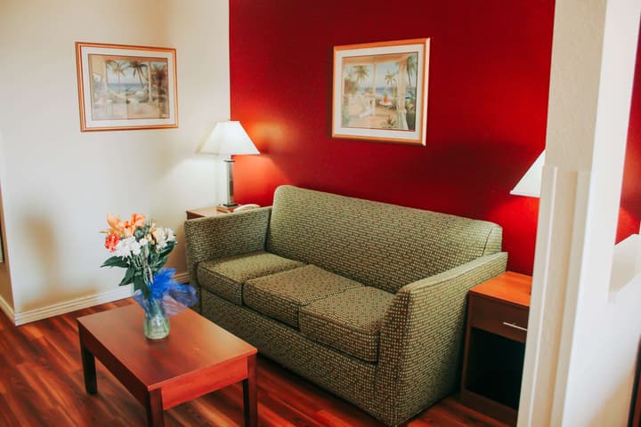 Rodeway Inn & Suites Lake Havasu City