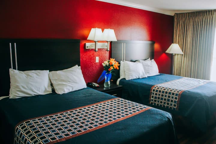 Rodeway Inn & Suites Lake Havasu City