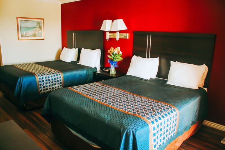 Rodeway Inn & Suites Lake Havasu City