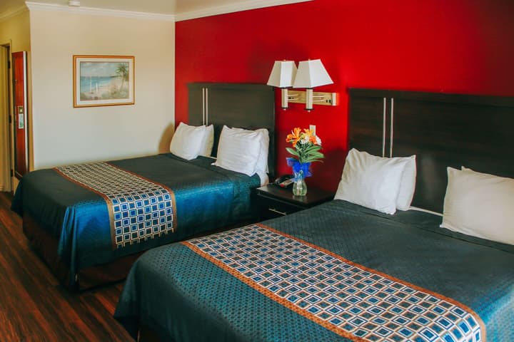 Rodeway Inn & Suites Lake Havasu City