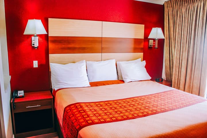 Rodeway Inn & Suites Lake Havasu City