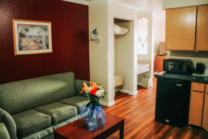 Rodeway Inn & Suites Lake Havasu City
