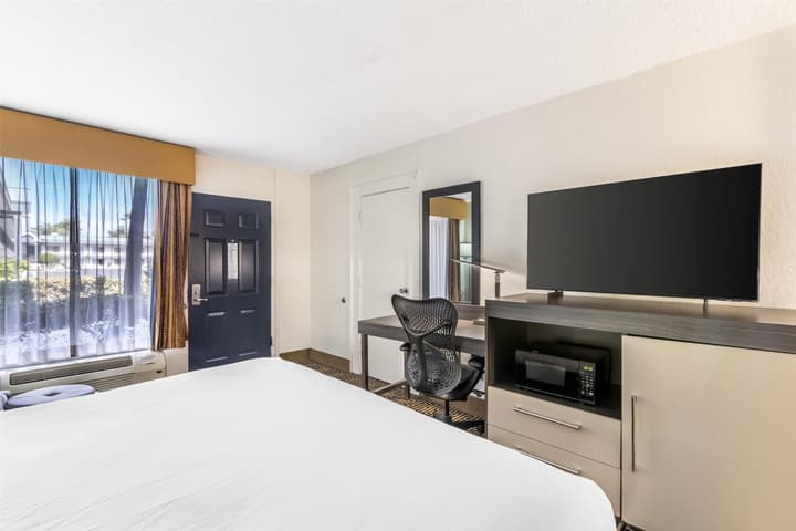 Best Western Central Inn