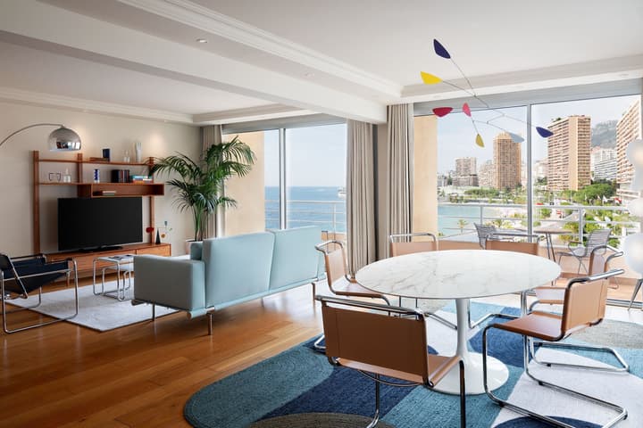Le Meridien Beach Plaza