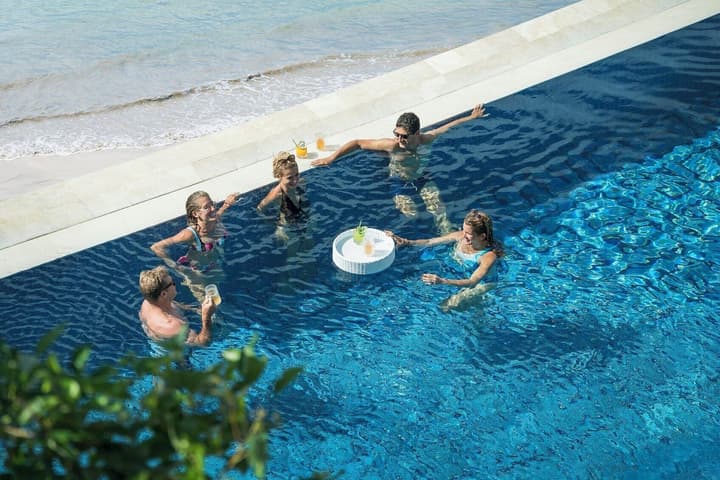 Four Seasons Resort Bali at Jimbaran Bay