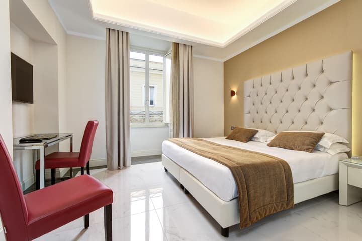 Marcella Royal Hotel - Rooftop Garden