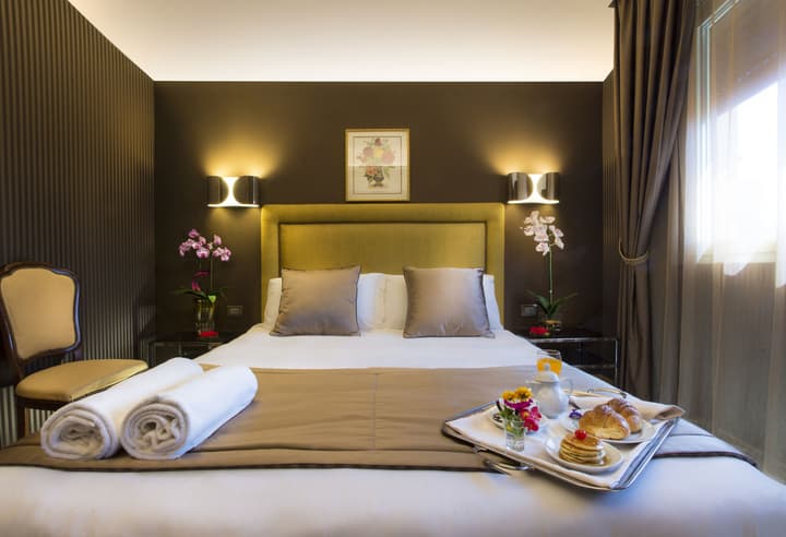 Marcella Royal Hotel - Rooftop Garden