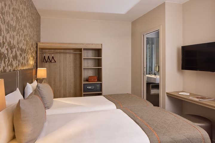 Timhotel Le Louvre