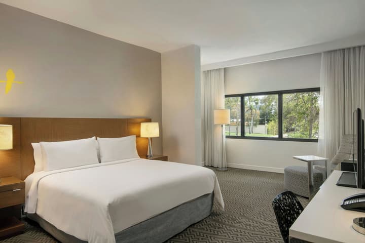 Renaissance Santo Domingo Jaragua Hotel & Casino