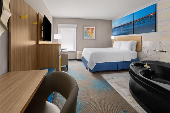 Days Inn by Wyndham Lanham Washington DC