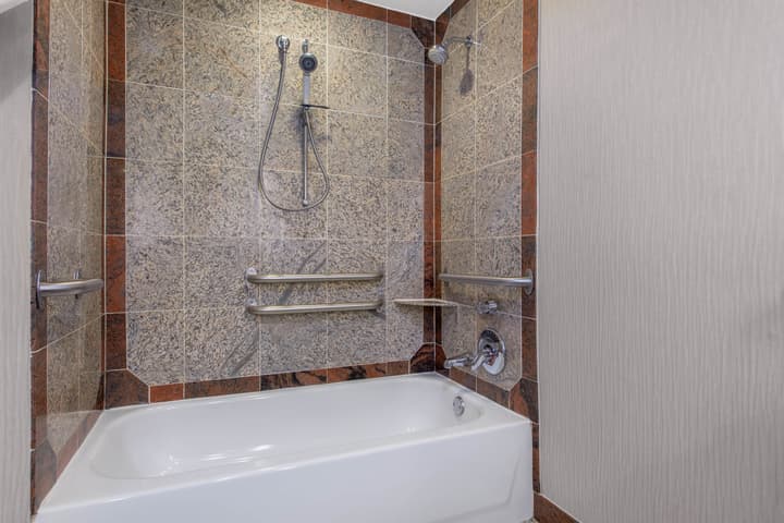 Days Inn by Wyndham Lanham Washington DC