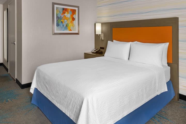 Days Inn by Wyndham Lanham Washington DC