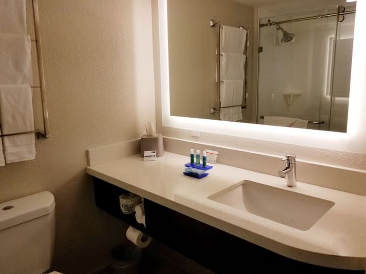 Holiday Inn Express & Suites Miami - Hialeah by IHG