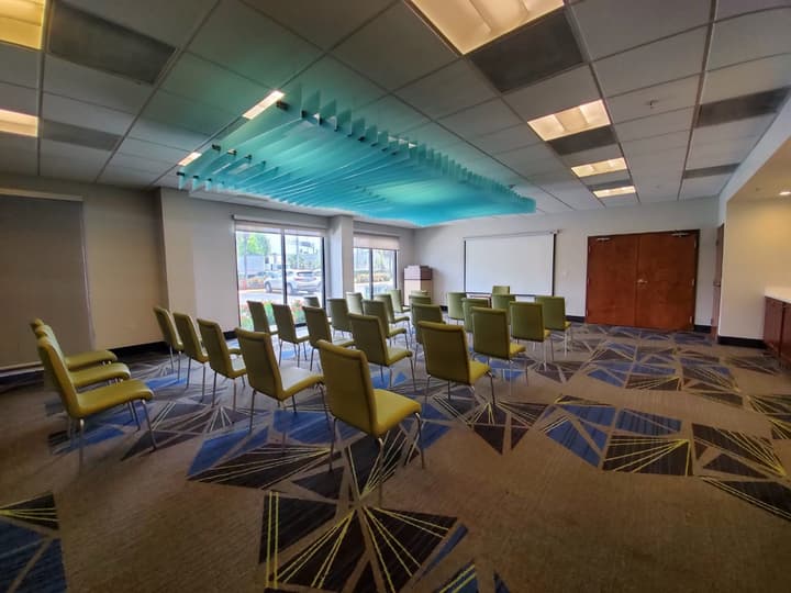 Holiday Inn Express & Suites Miami - Hialeah by IHG