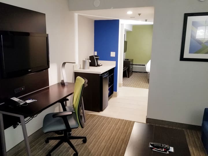 Holiday Inn Express & Suites Miami - Hialeah by IHG