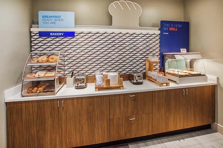 Holiday Inn Express & Suites Miami - Hialeah by IHG