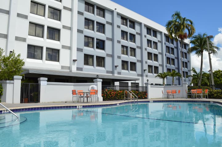 Holiday Inn Express & Suites Miami - Hialeah by IHG
