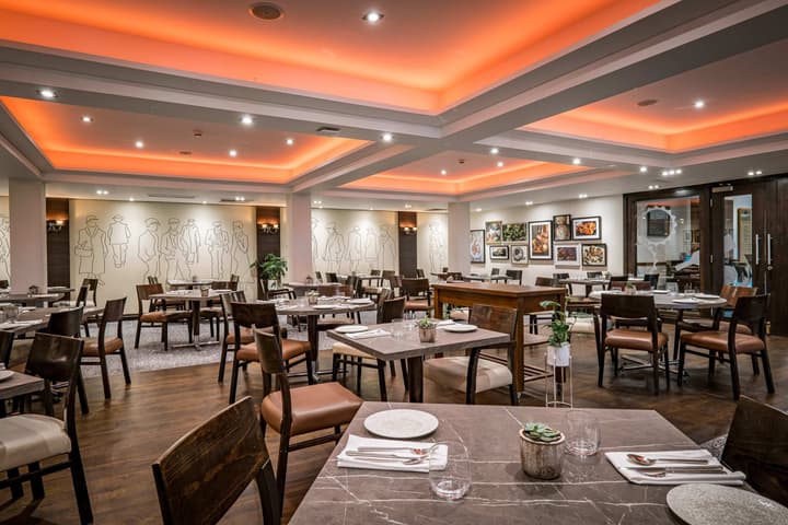 Lancaster House Hotel