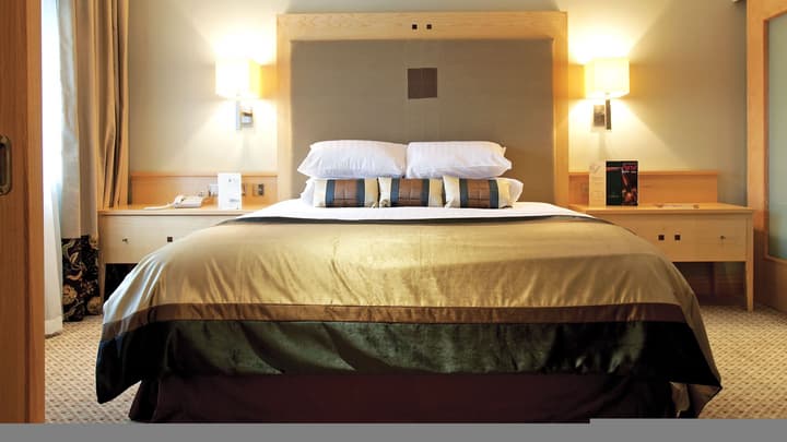 Lancaster House Hotel