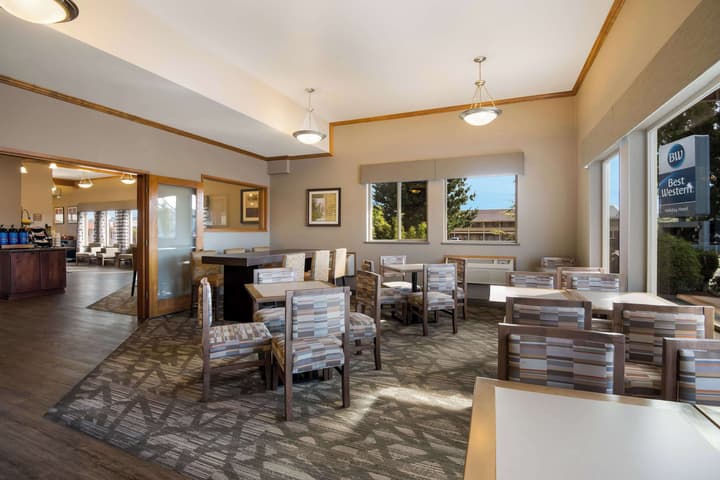 Best Western Holiday Hotel