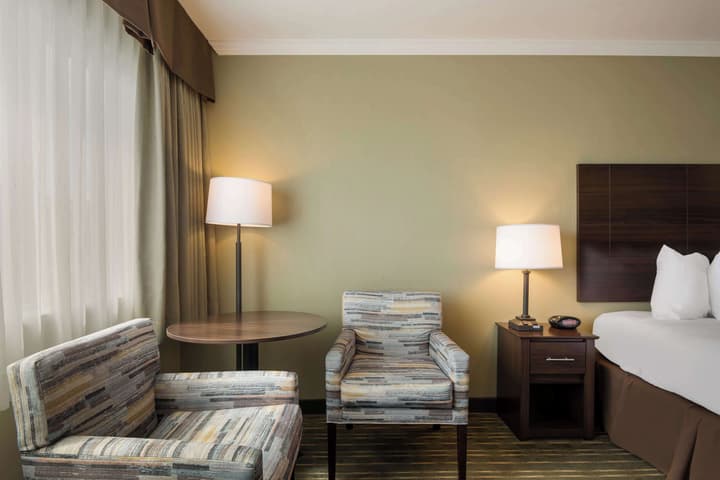 Best Western Holiday Hotel