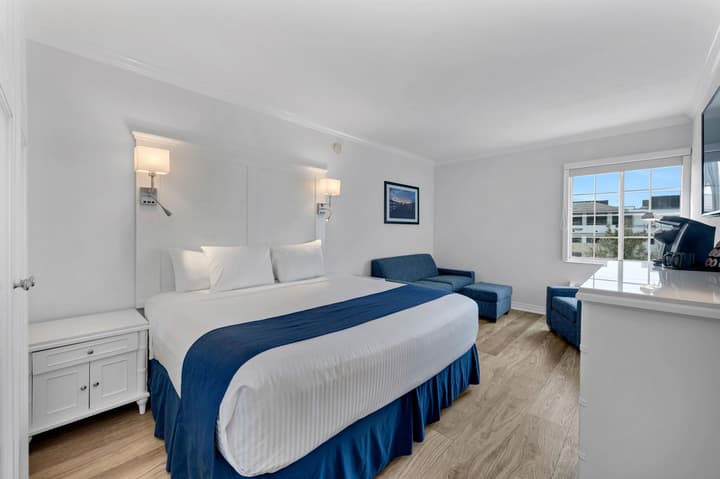 Bayfront Inn Fifth Avenue