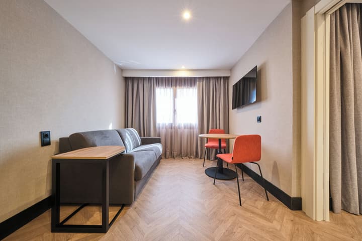 Catalonia Park Putxet Hotel