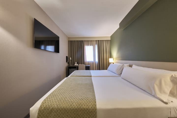 Catalonia Park Putxet Hotel